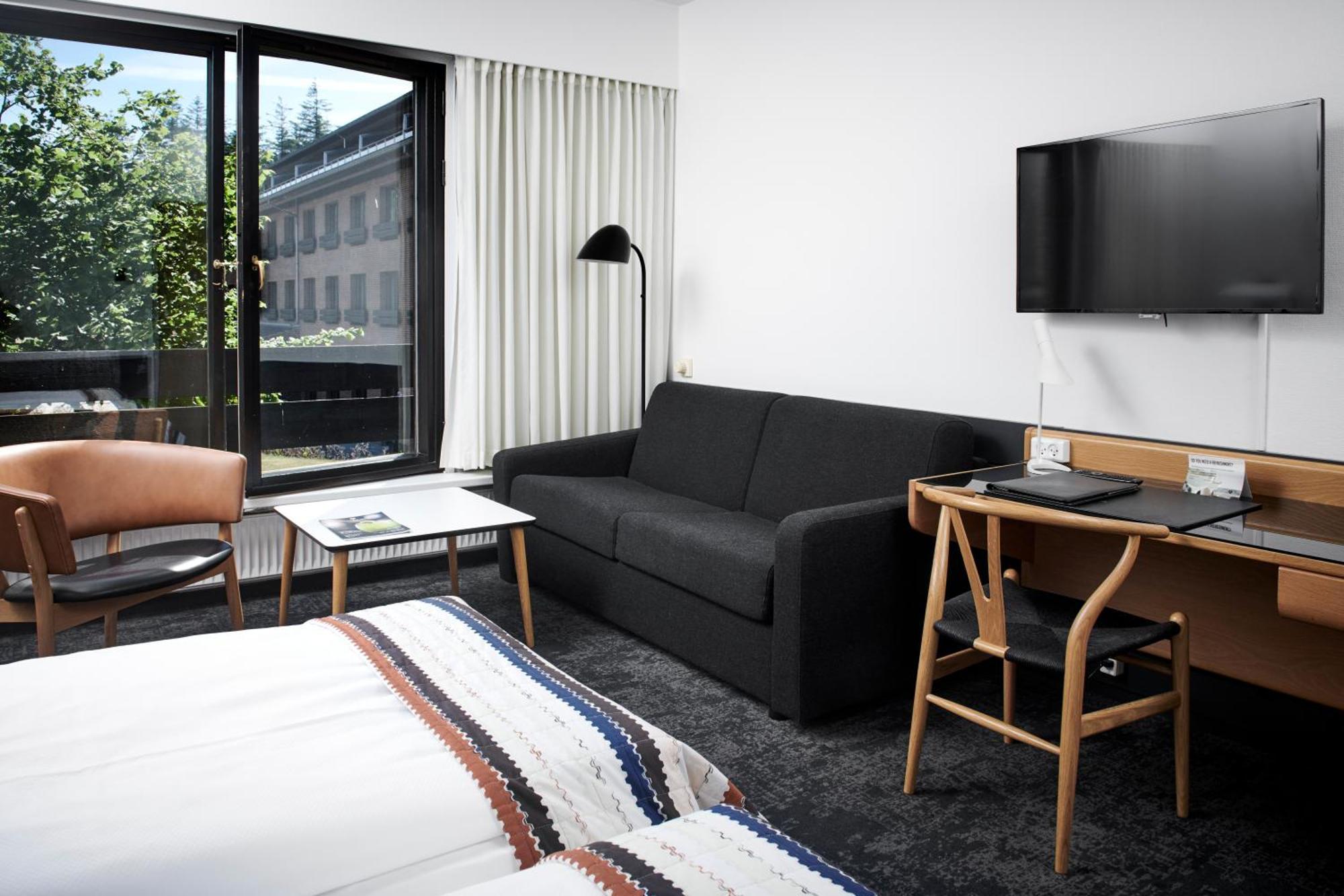Double or Twin Room Balcony